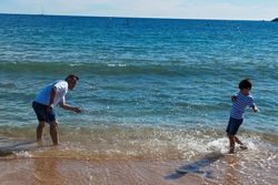 La Marinière: Un Icono Atemporal de la Moda que Trasciende Siglos